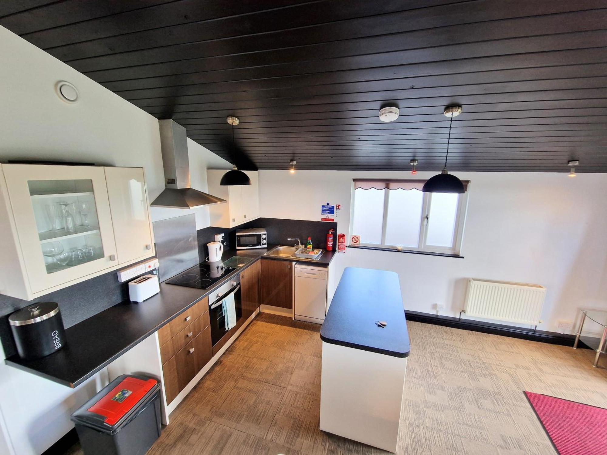 Villa Ochil 9 With Private Hot Tub - Fife - Loch Leven - Lomond Hills - Pet Friendly à Kelty Extérieur photo